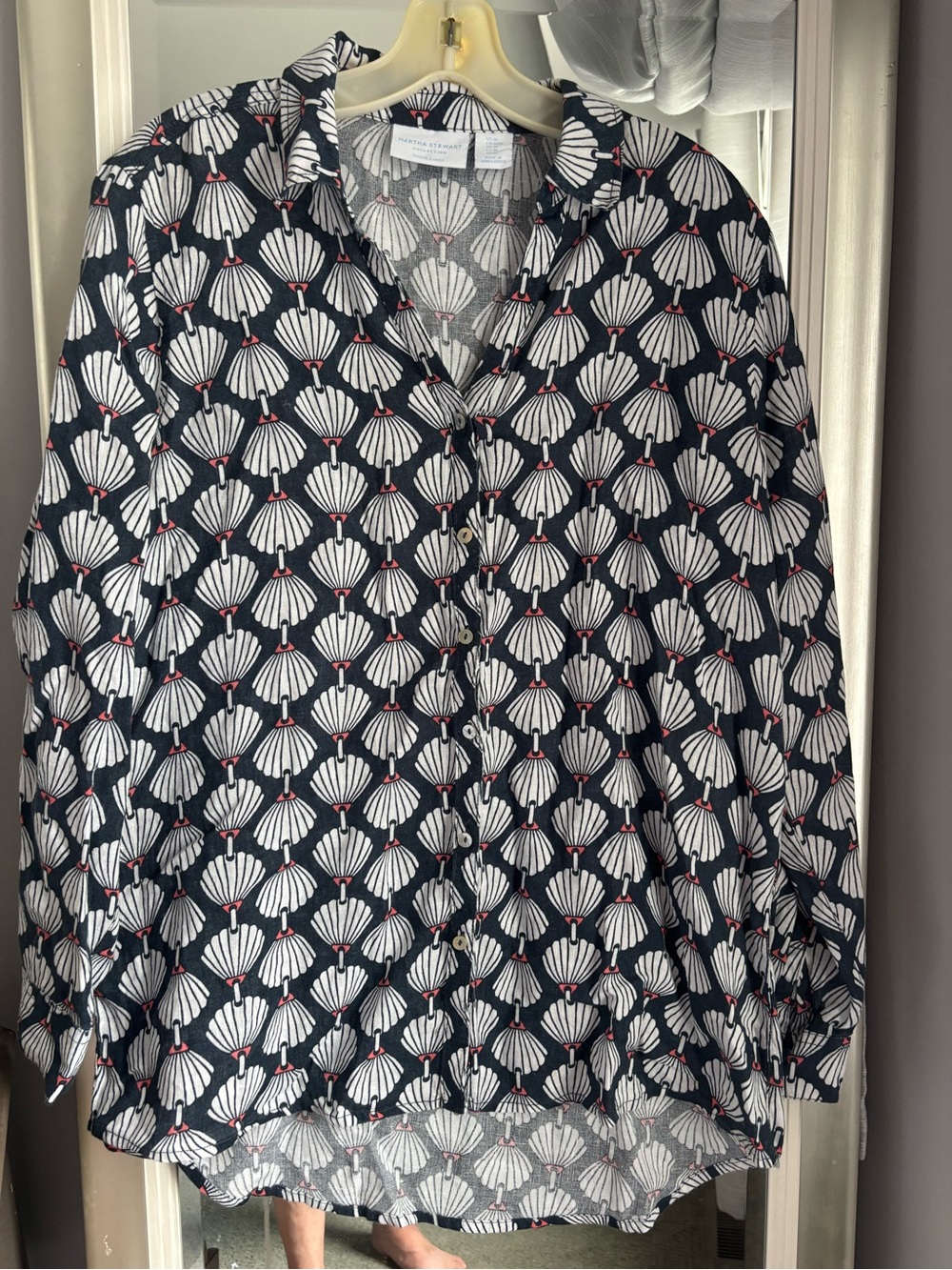 Linen Navy Shell-Print Button-Front Blouse
Martha Stewart Collection Coverup Med